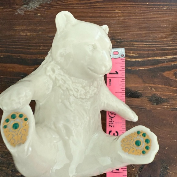Lenox Cream Ceramic Bear Figurine - Picture 7 of 8
